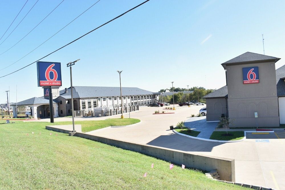 Motel 6 Brenham,TX 2 estrelas em Brenham