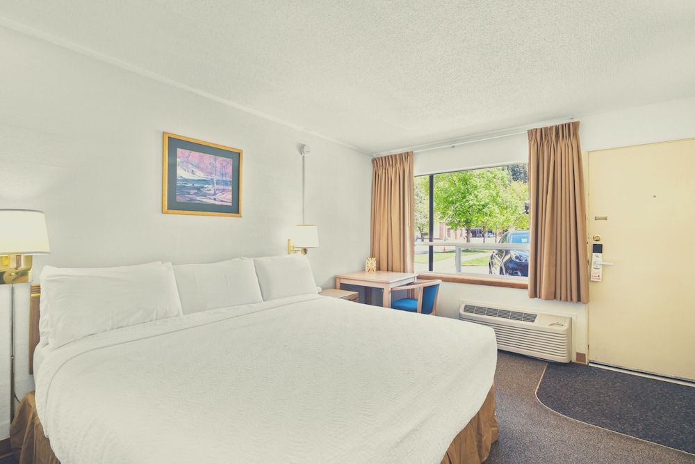 Stardust Motel Wallace 3