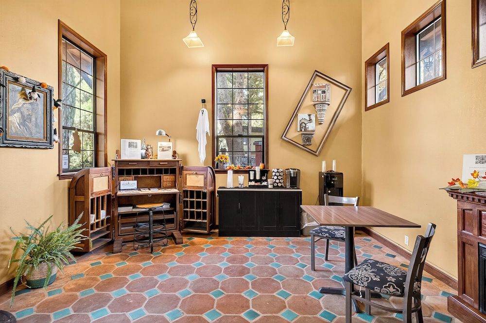 Northern Queen Inn 2