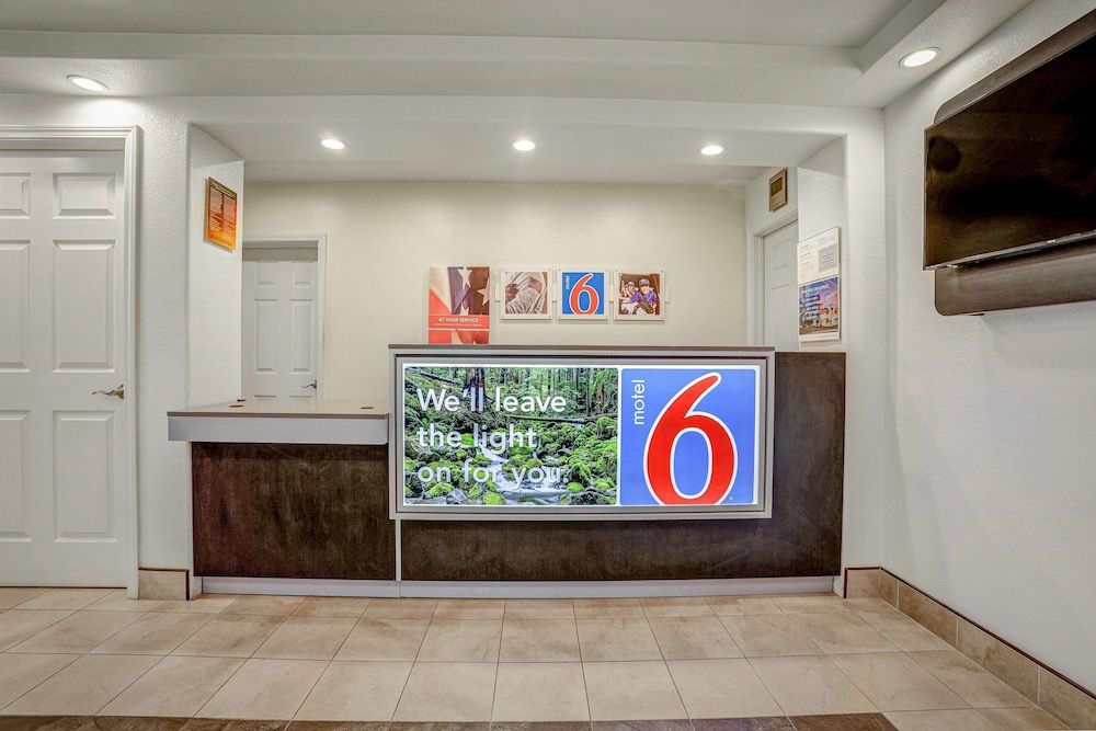 Motel 6 Marysville, CA 2