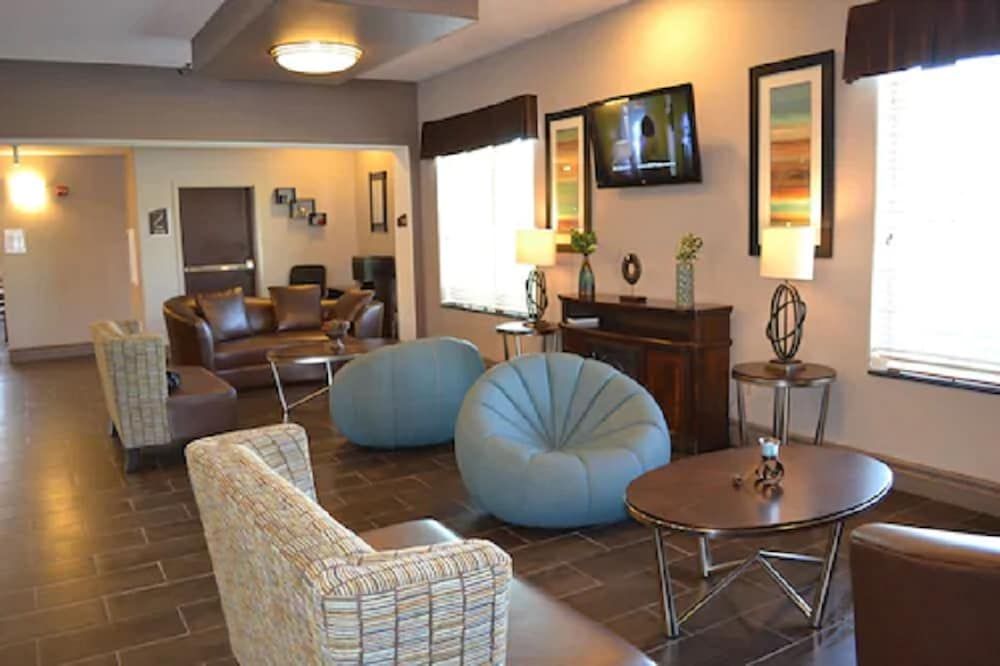 Red River Inn And Suites 3