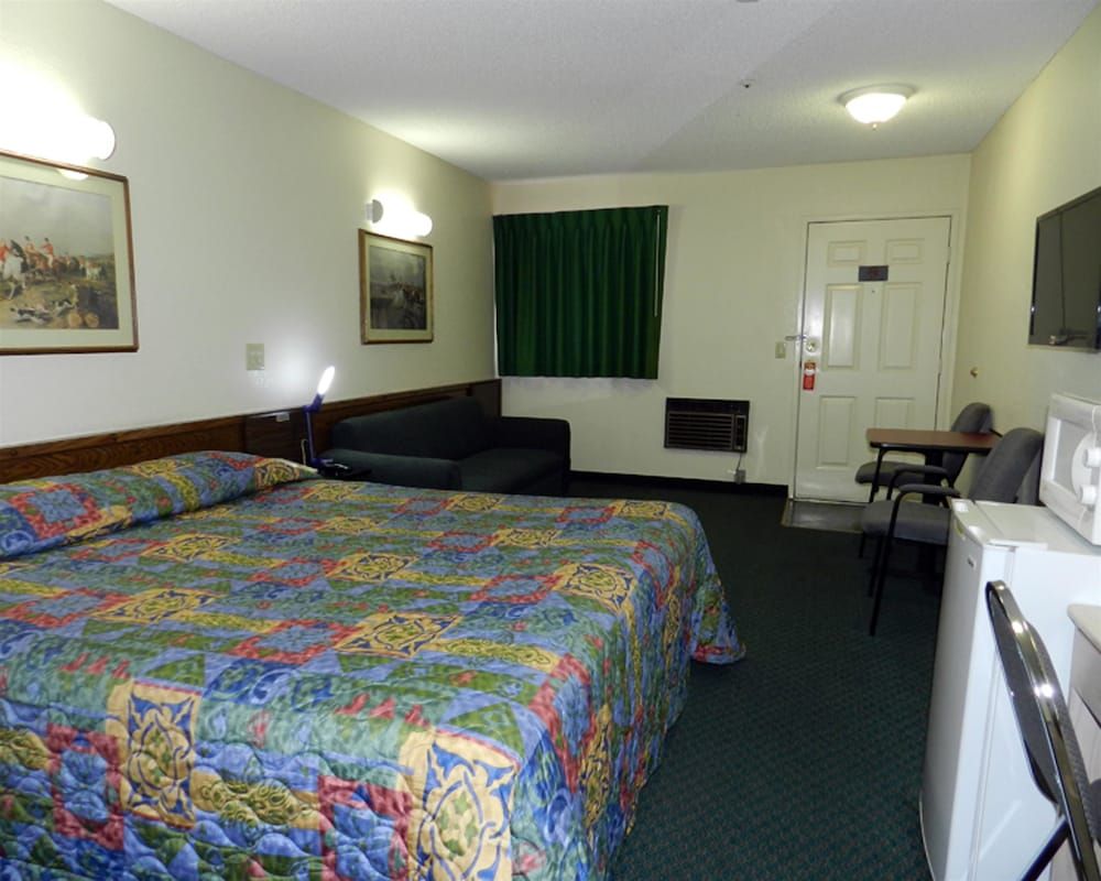 High Desert Motel Joshua Tree National Park 3