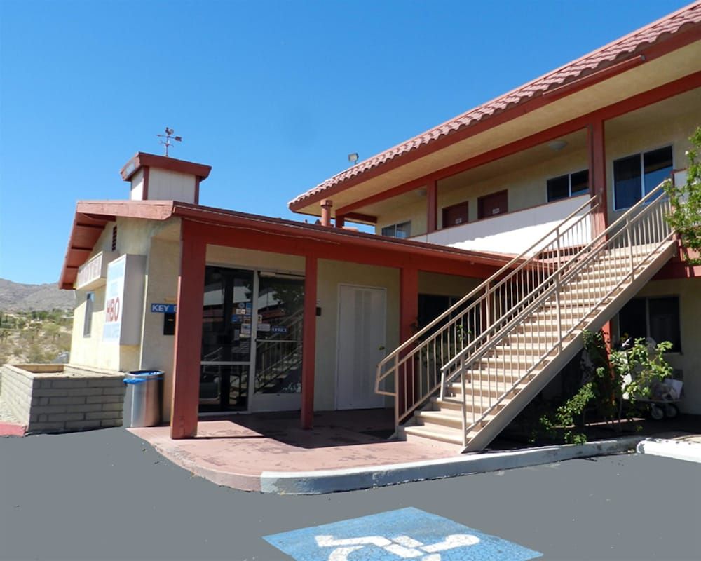 High Desert Motel Joshua Tree National Park 2