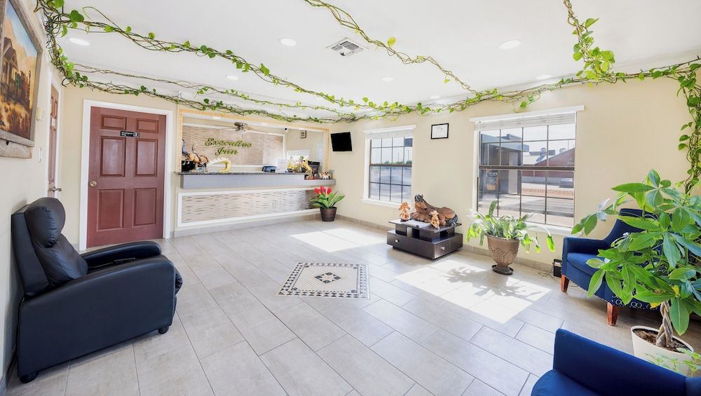 Executive Inn of Hondo 3