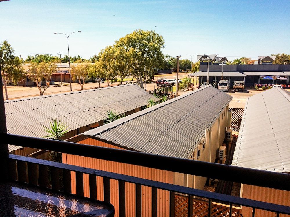Spinifex Hotel 3