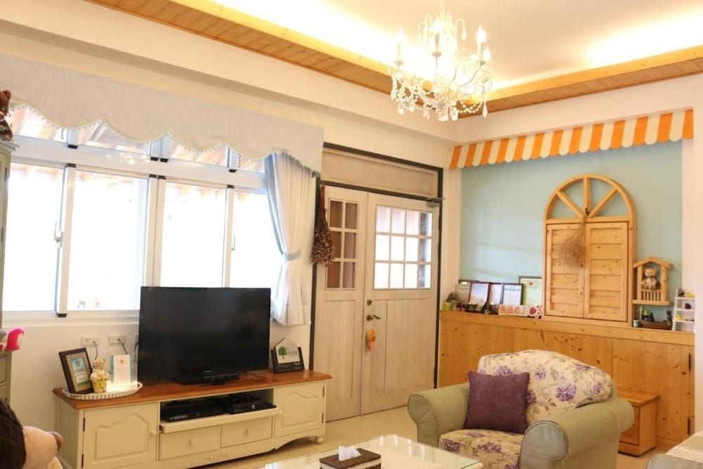 Bear Meets Moose B&B 2