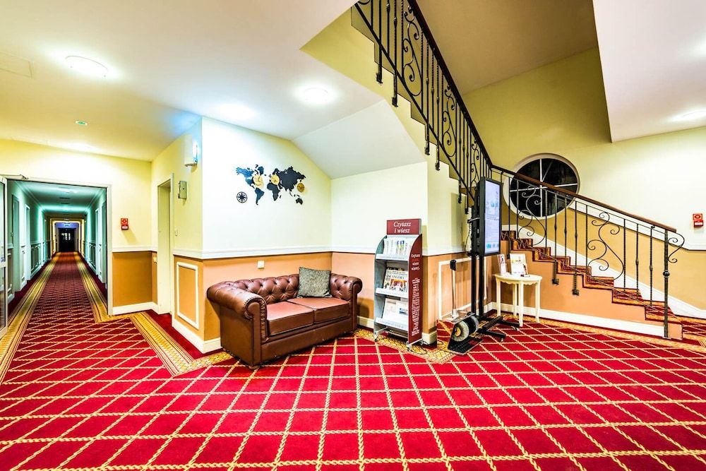 Hotel Sobienie Krolewskie 2