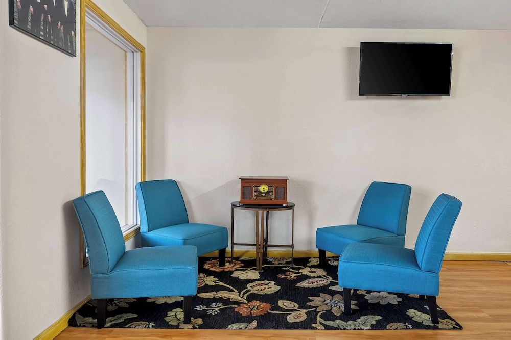 Americas Best Value Inn Danville 2