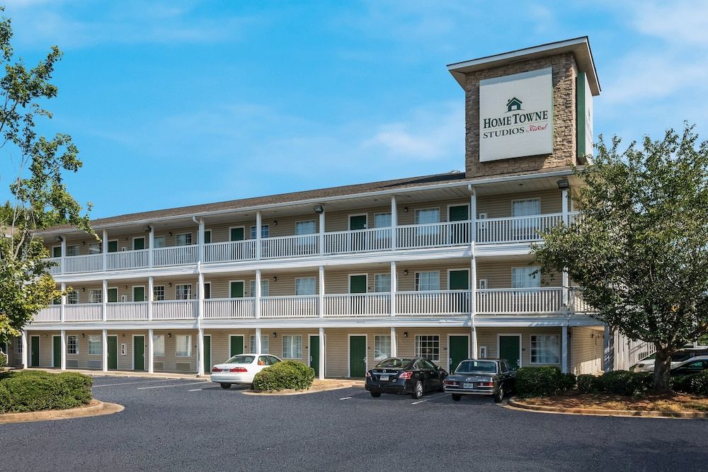 HomeTowne Studios Covington, GA 2 estrelas em Covington