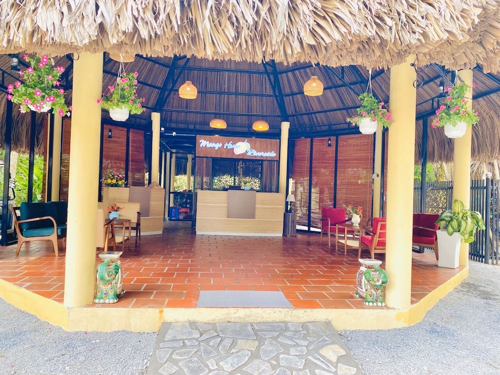 Mango Home Riverside 3