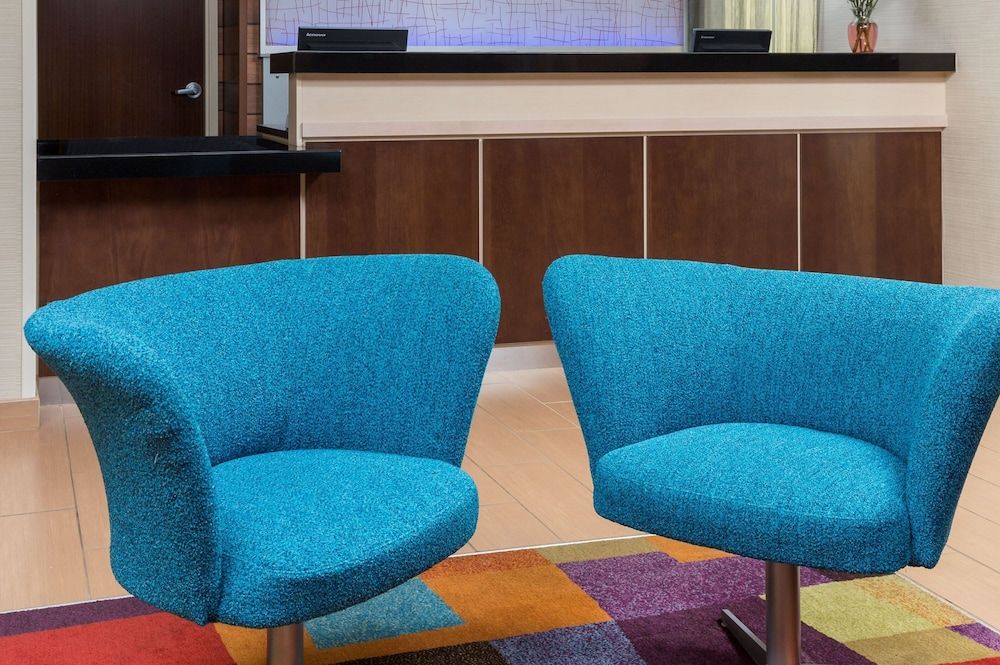 Fairfield Inn & Suites Galesburg 2