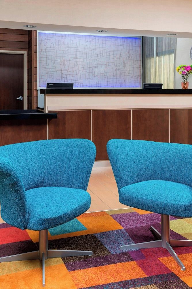 Fairfield Inn & Suites Galesburg 3