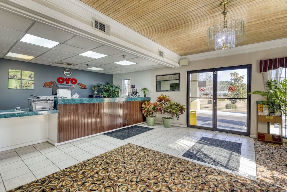 OYO Hotel Grenada West 2