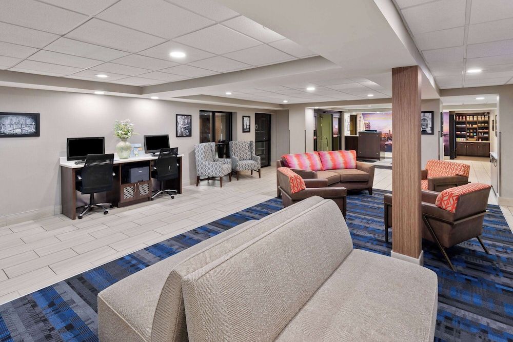 La Quinta Inn & Suites by Wyndham Goodlettsville - Nashville 3