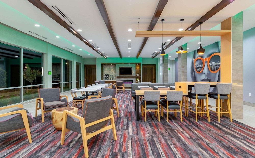 La Quinta by Wyndham Altoona Des Moines 2