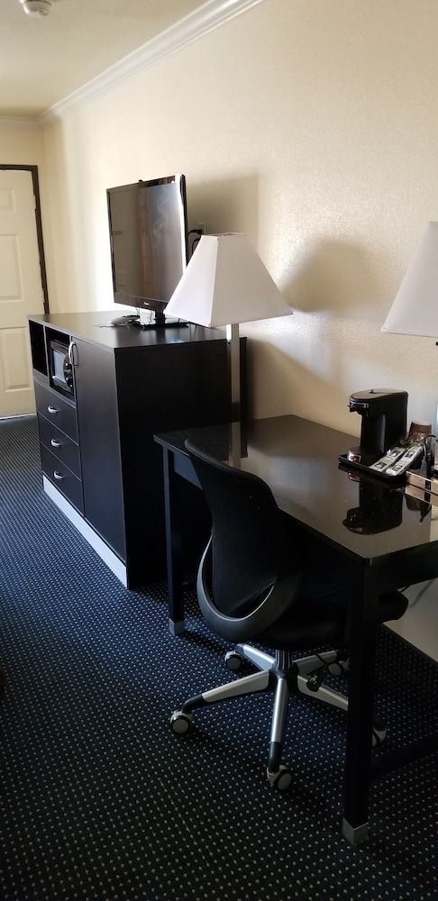 Days Inn By Wyndham Winnemucca 3