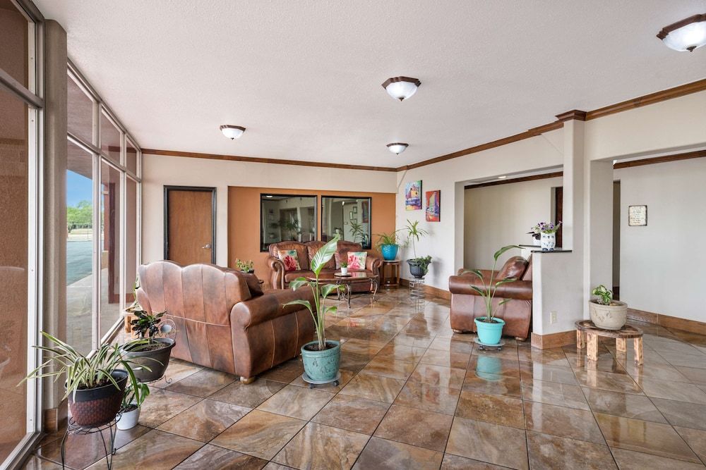 Pearl on the Concho 3