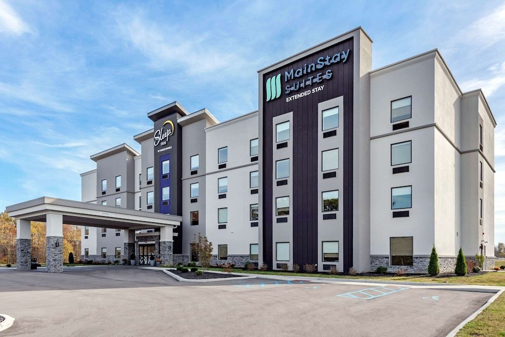 Mainstay Suites Newberry - Crane -1 estrelas em Odon