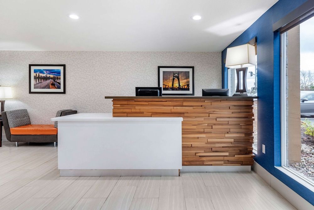 Comfort Inn & Suites Tigard near Washington Square 3