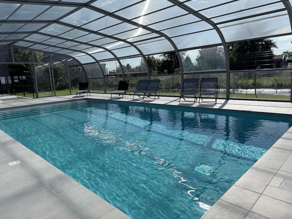 ibis Pontorson Baie du Mont-Saint-Michel 3 estrelas em Saint-Georges-de-Gréhaigne