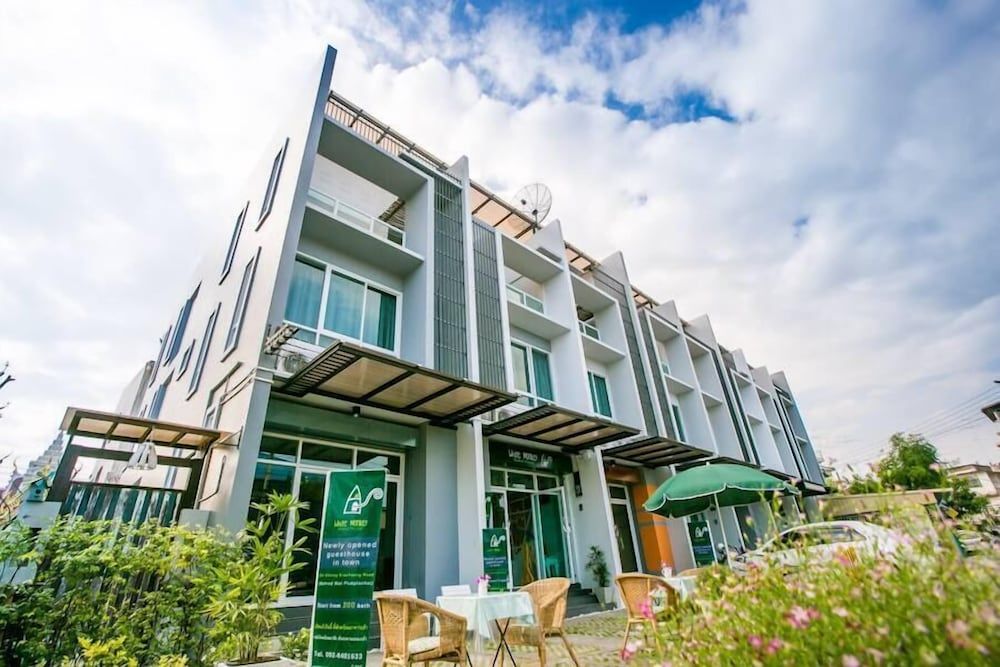 White Monkey Guesthouse 2 étoiles à Phetchaburi