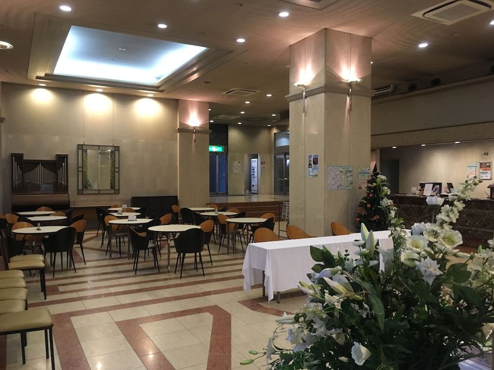 Oustat International Hotel Tajimi 3