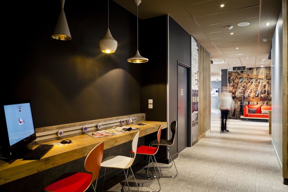 ibis Lyon Carré de Soie 2