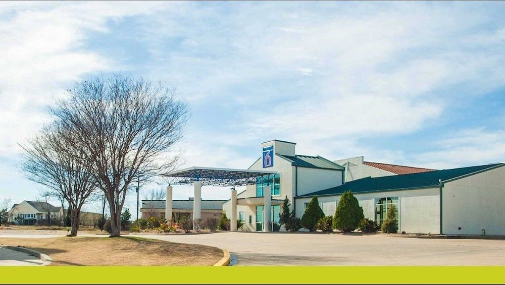 Motel 6 Corsicana, TX 2