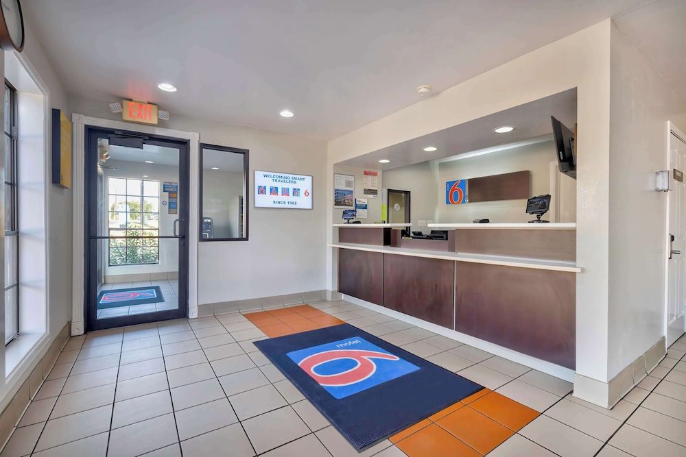 Motel 6 Bryan, TX - College Station 2