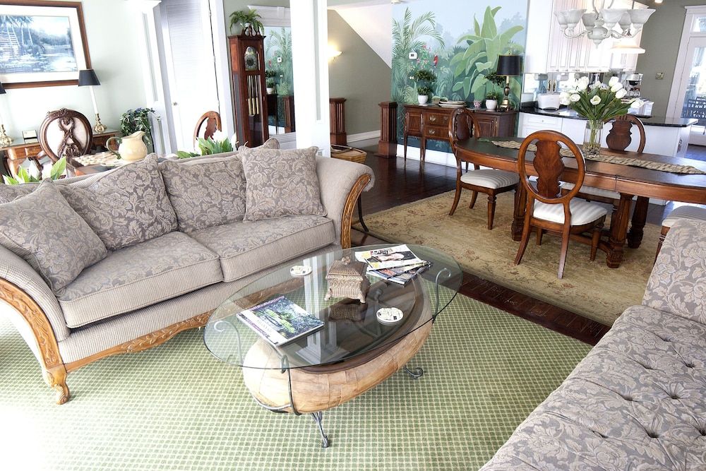 Desoto Beach Bed & Breakfast 2