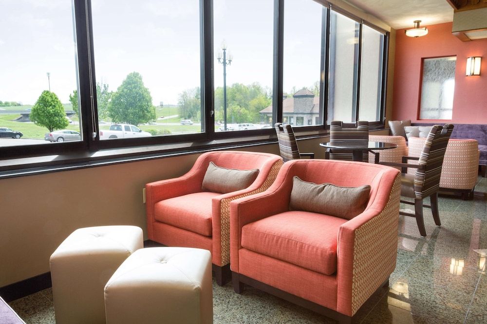 Drury Inn & Suites Jackson MO 3