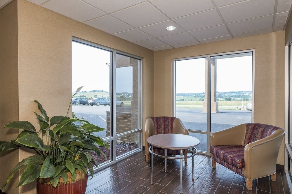 Red Roof Inn Jackson, OH 2