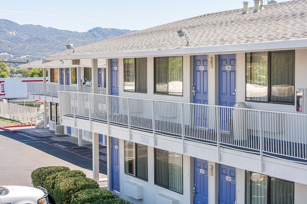 Motel 6 Ukiah, CA 2 estrelas em Ukiah