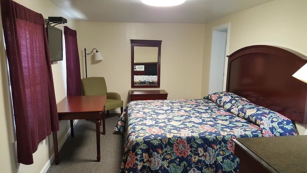 Pleasant Hill Motel 3