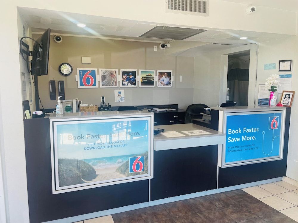 Motel 6 Lompoc, CA 2