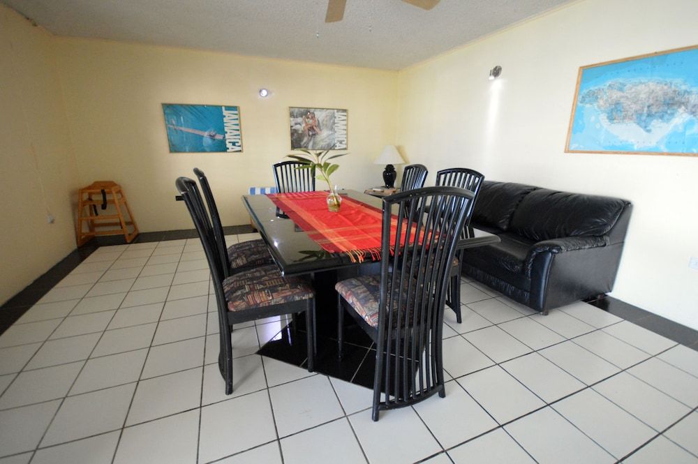 Beyond Sunset Resort & Villas 2