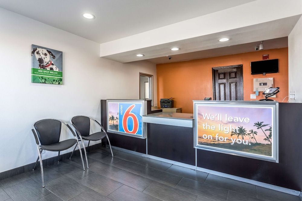 Motel 6 Needles, CA 3