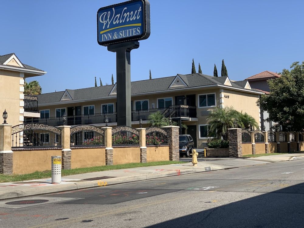 Walnut Inn & Suites West Covina -1 estrelas em West Covina