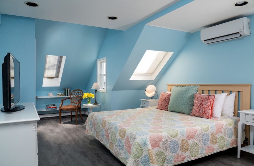 The Provincetown Hotel at Gabriel's 3