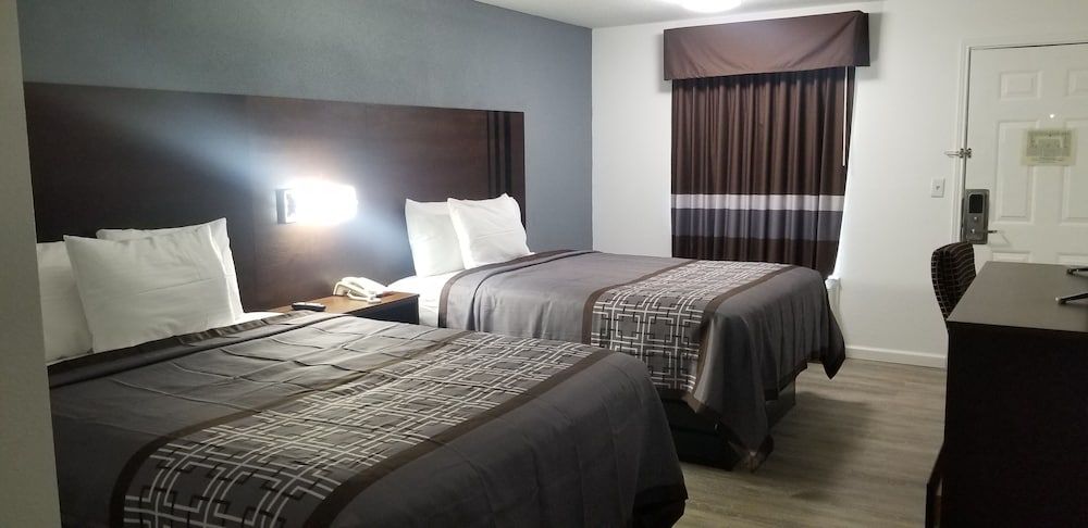 Key West Inn - Boaz 3