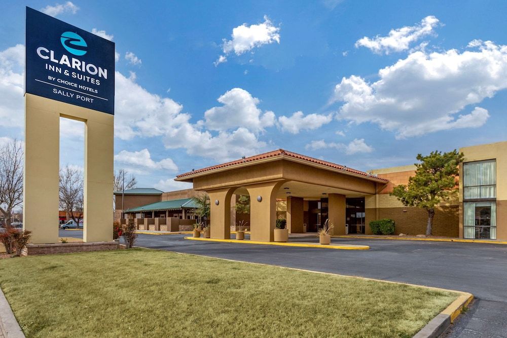 Clarion Inn & Suites Roswell 3 estrelas em Roswell