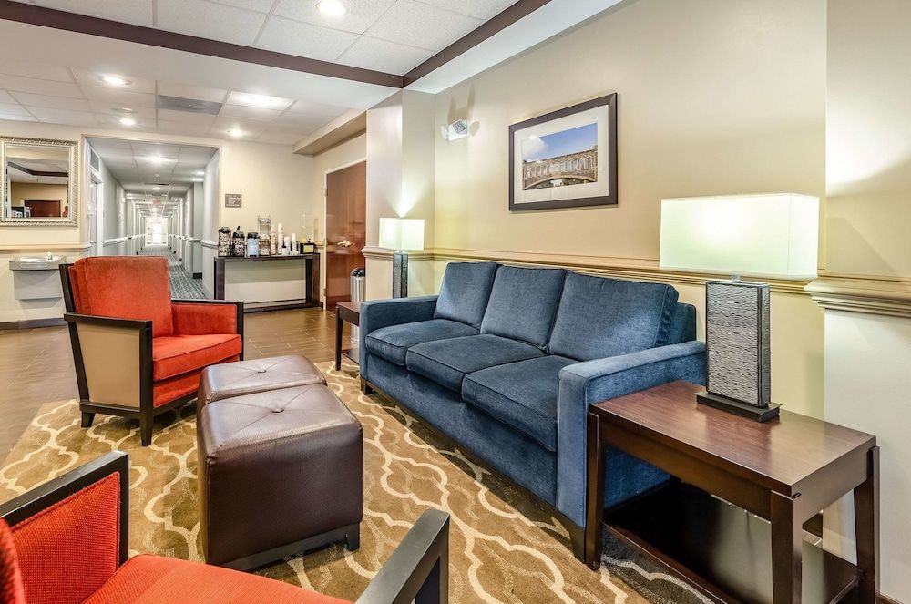 Comfort Inn & Suites Christiansburg I-81 3