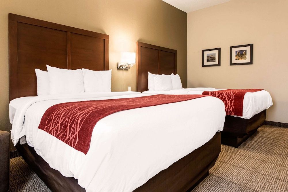 Comfort Inn & Suites (Streetsboro) 2 estrelas em Streetsboro