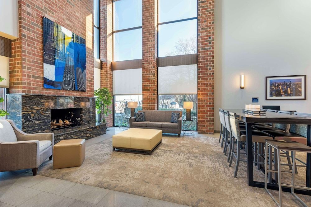 Best Western Chicago - Downers Grove 2