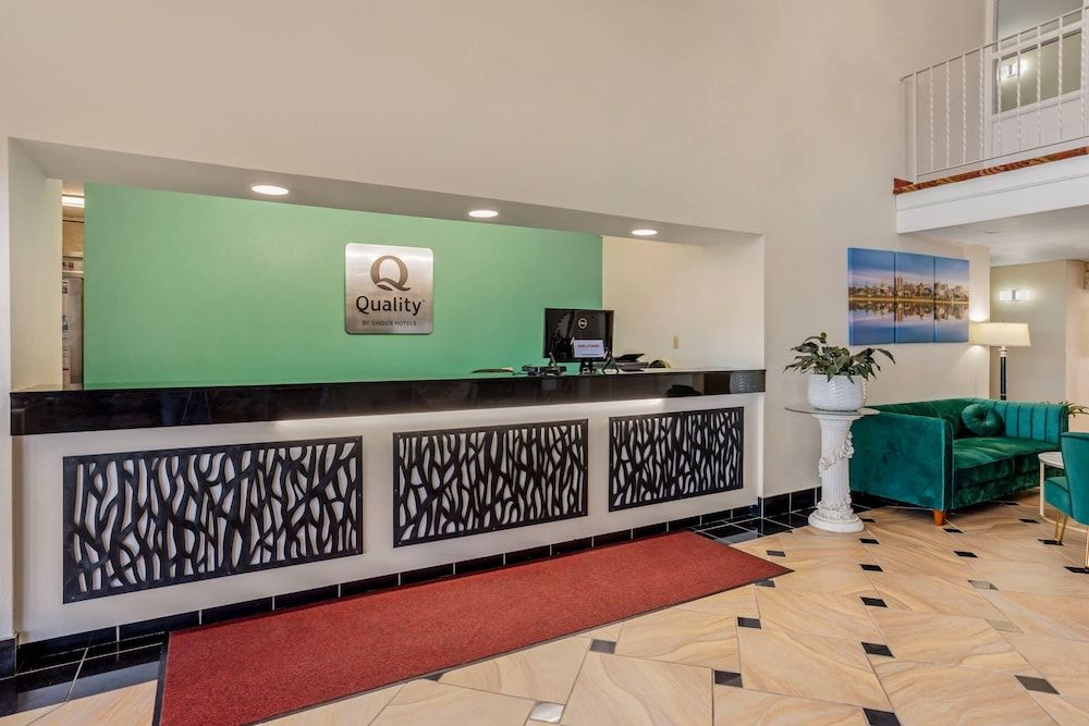 Quality Inn Riverview 2
