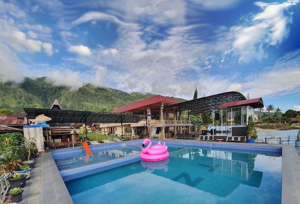 Thyesza Hotel 2 estrelas em Ambarita