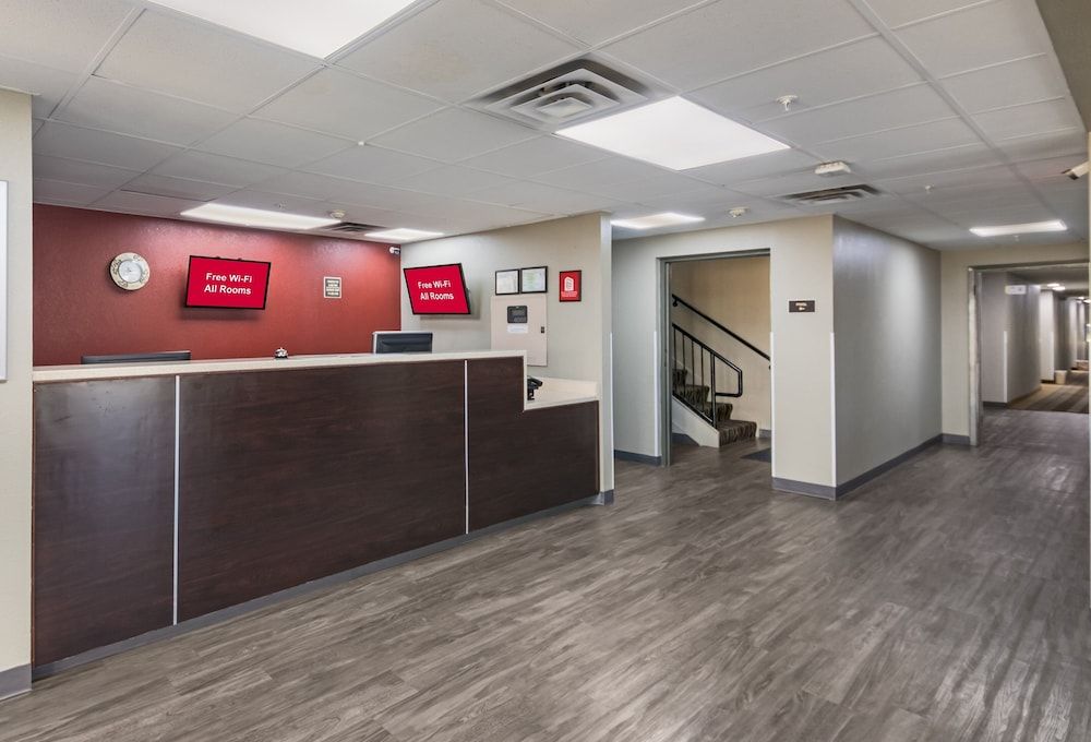 Red Roof Inn & Suites Austin East - Manor 3