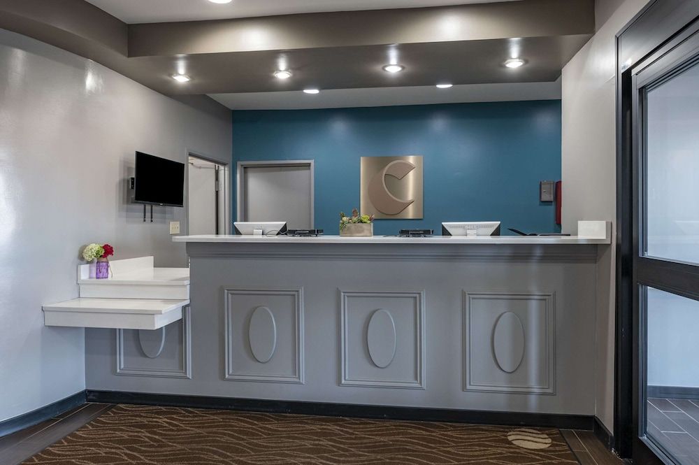 Comfort Inn Airport - Plainfield 2