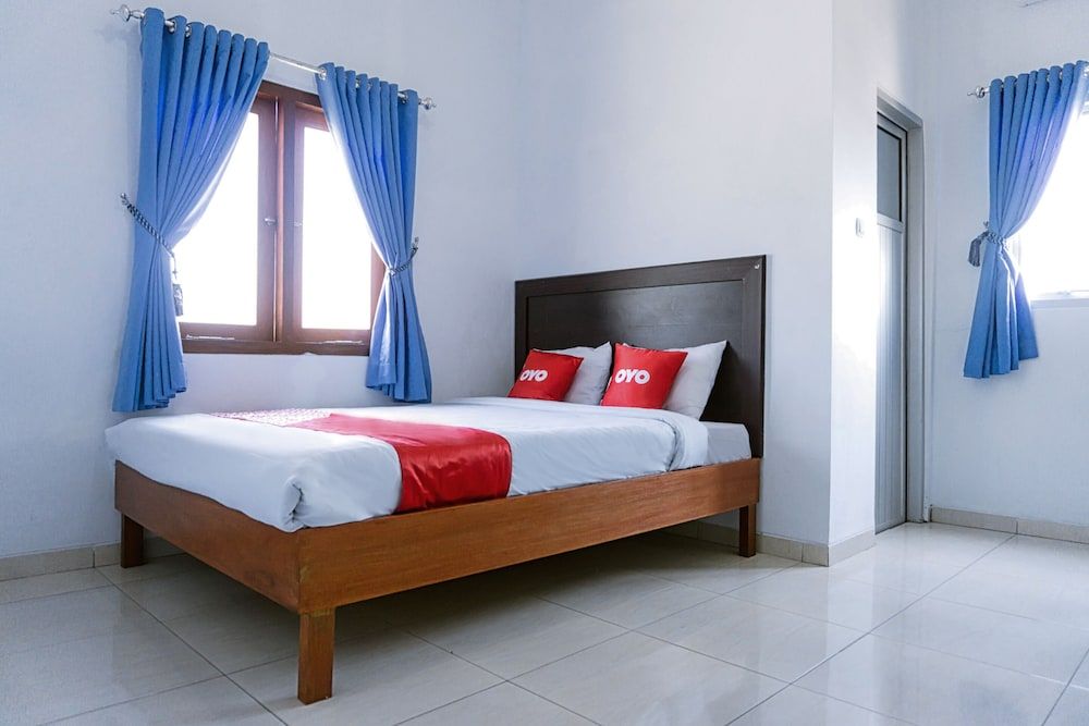 Oyo 1565 Hotel Homiko 2 estrelas em Pacitan