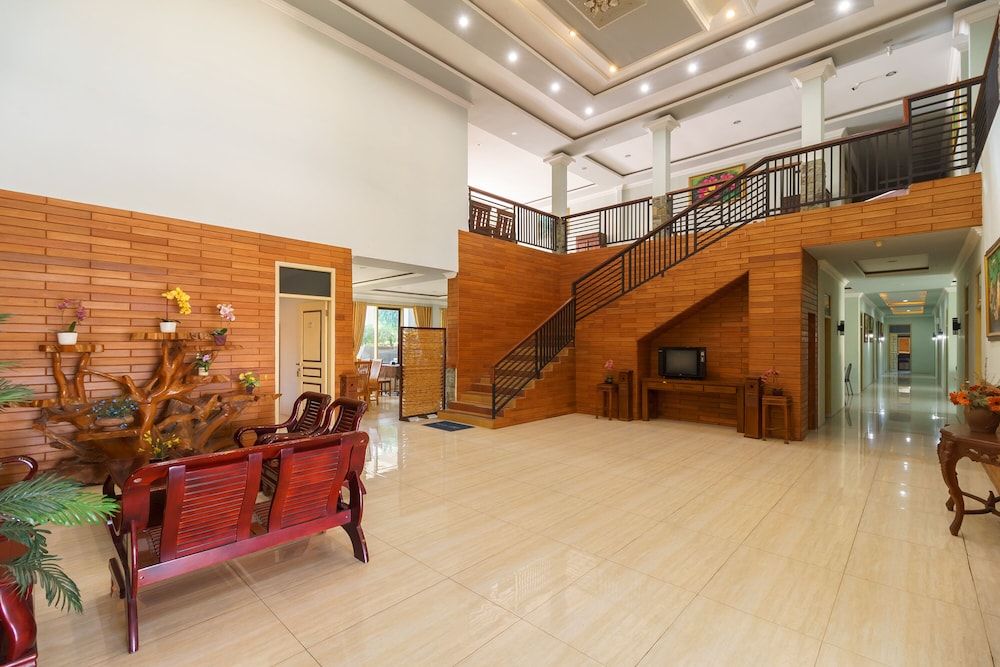 Formerly Reddoorz Resort Sangkan Hurip Kuningan 3